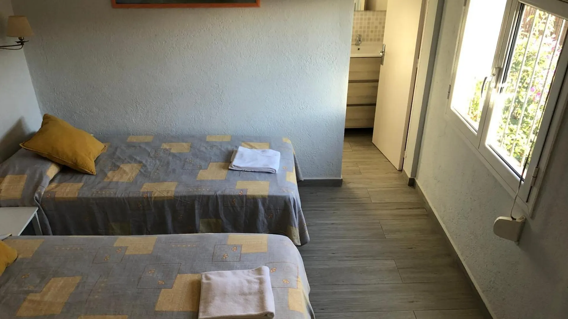 Vila Almadrava Beach House By Veuras El Mar Roses 0*,